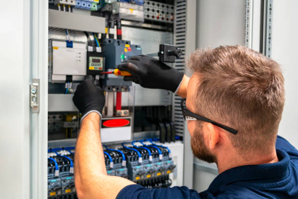  Nneconne, WI Electrician Pros